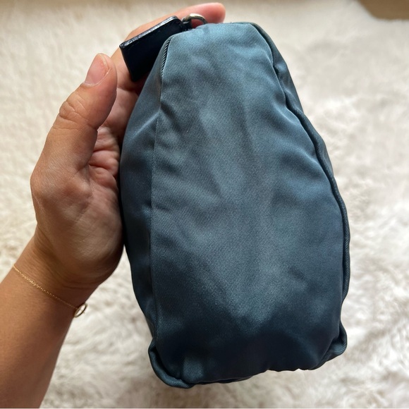 Authentic Prada large pouch cosmetic case - Picture 5 of 13